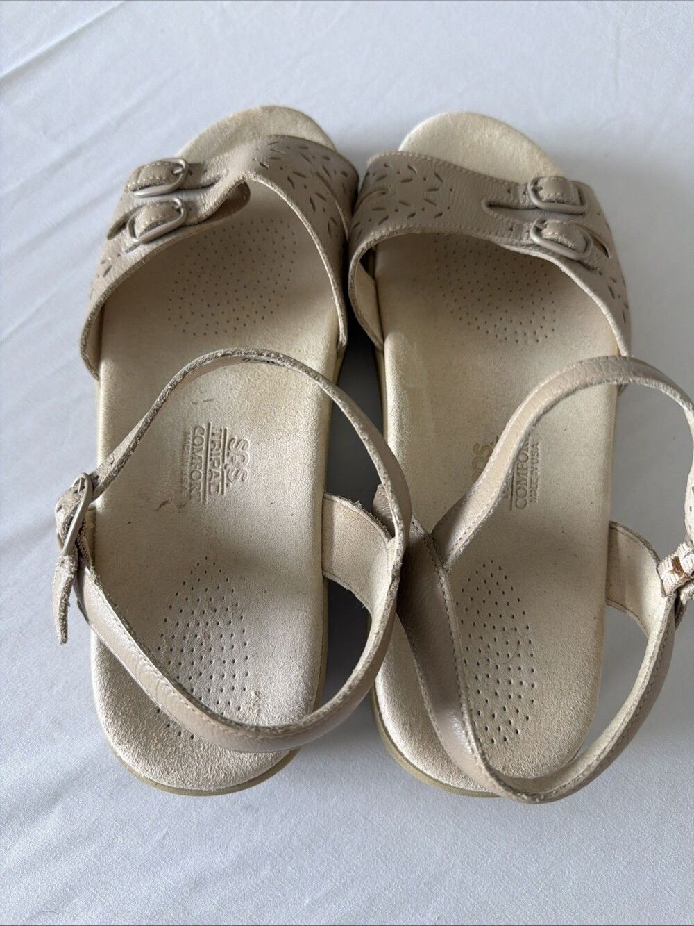 SAS Leather Comfort Sandals Womens Sz 9.5 W Wide Tan Adjustable Low Heel USA EUC - Picture 9 of 13
